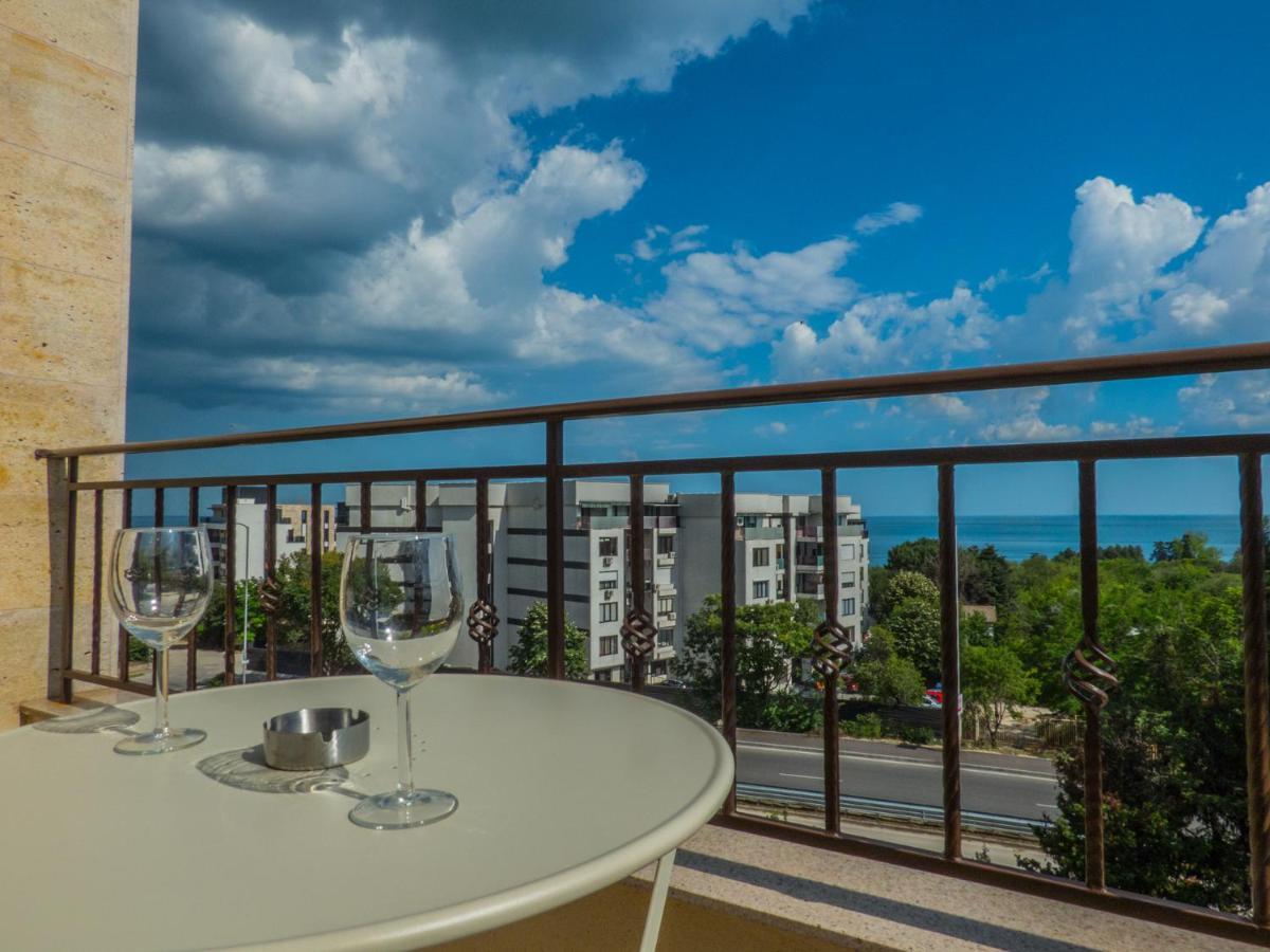 Private Apartment In Cypress Complex 15 Varna Dış mekan fotoğraf
